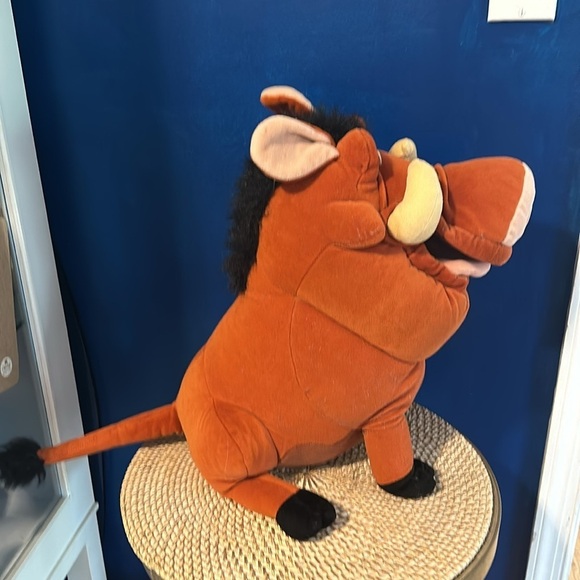 Vintage Disney Store The Lion King 18” Pumbaa Plush Stuffed Animal Toy - Picture 7 of 8